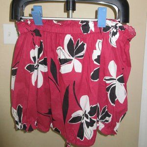 Across the shoulder Flower Top